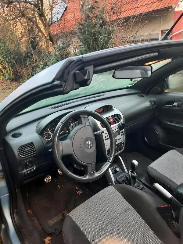 Gebraucht Opel Tigra 125 PS (91 kW) 2007 Cabrio