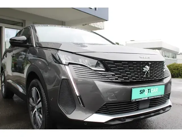 Gebraucht Peugeot 3008 Allure 136 PS (100 kW) 2024 Platinum) (grau SUV