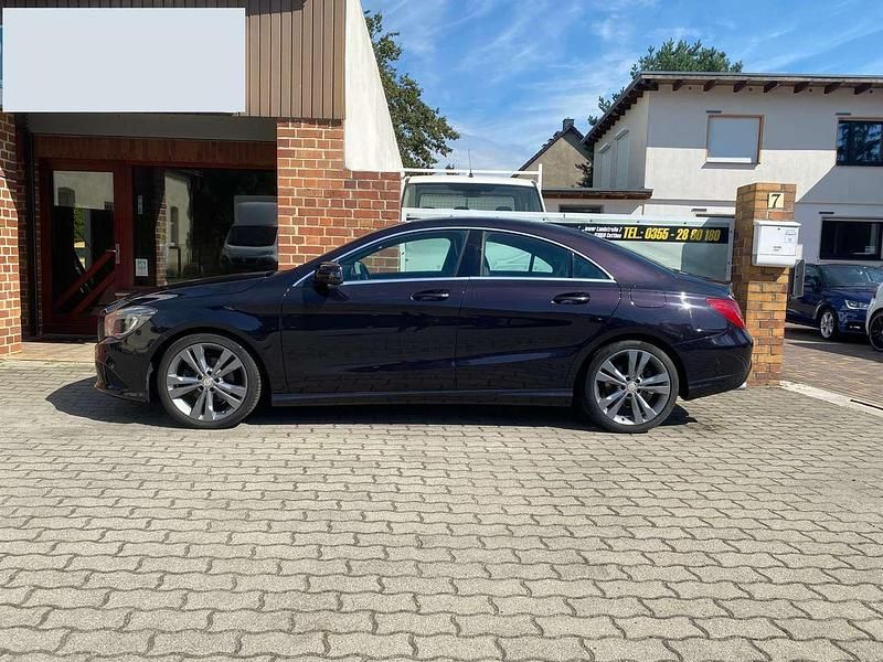 Gebraucht Mercedes CLA200 156 PS (114 kW) 2013 Nordlichtviolett Limousine