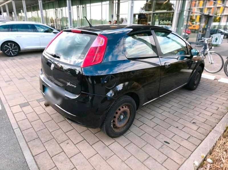 Schwarz Gebraucht 2009 Fiat Punto Kleinwagen | 1.900 € (Fairer Preis) - Bild 1/4