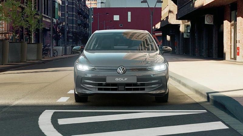 Neu VW Golf VIII Life 150 PS (110 kW) 2026 Grau Limousine
