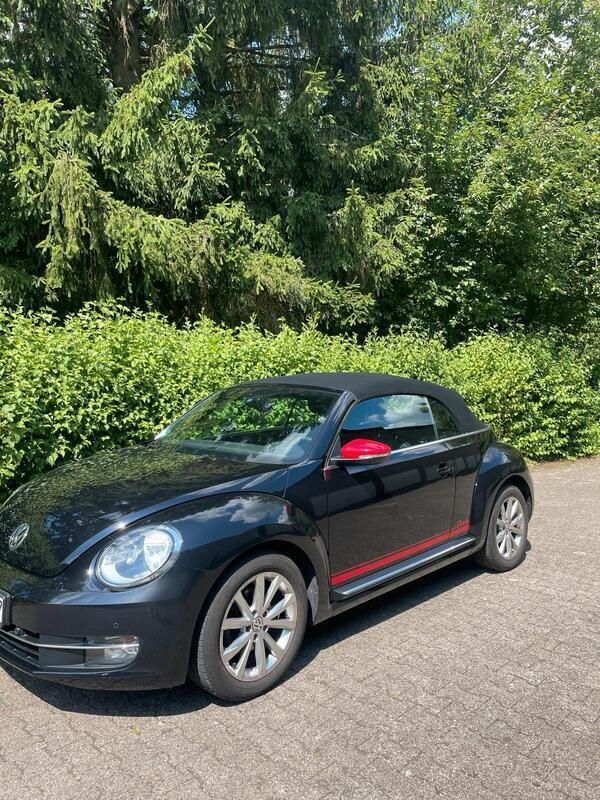 Schwarz Gebraucht 2015 VW Beetle CLUB Cabrio | 11.599 € - Bild 1/4