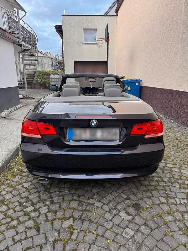 Gebraucht BMW 320 Cabriolet 153 PS (112 kW) 2008 Blau Cabrio