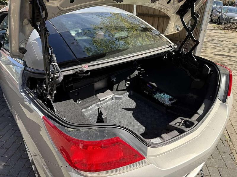 Gebraucht Opel Astra Cabriolet 140 PS (102 kW) 2006 Beige Cabrio