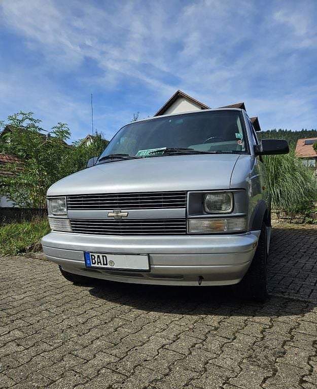 Silber Gebraucht 1995 Chevrolet Astro LT Van / Kleinbus | 5.500 € - Bild 1/4