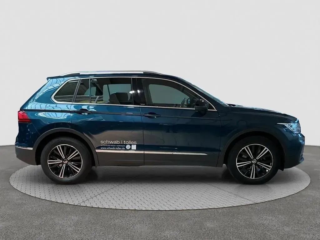 Gebraucht VW Tiguan Move 150 PS (110 kW) 2023 Blau SUV