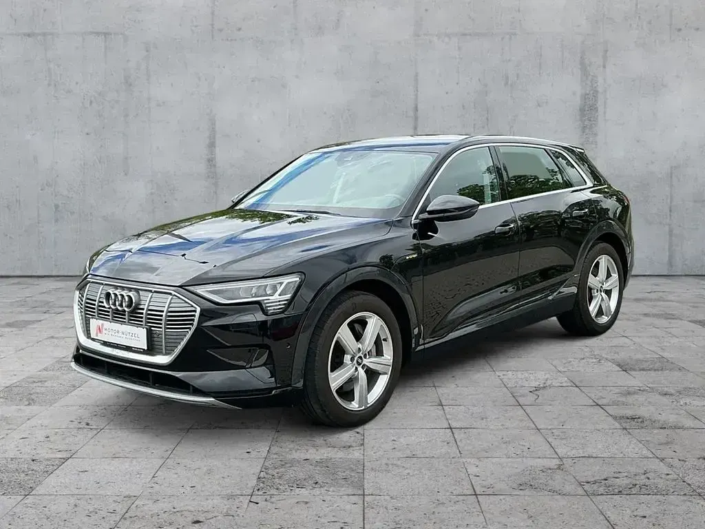 Gebraucht Audi e-tron Advanced 300 kW (408 PS) 2022 Brillantschwarz SUV