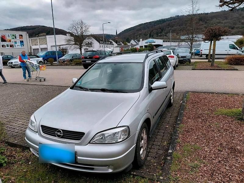 Usata Opel Astra 101 CV (74 kW) 2004 Argento Station wagon