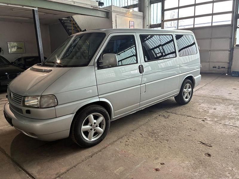 Second-hand VW T4 151 CP (111 kW) 2000 Argintiu Van
