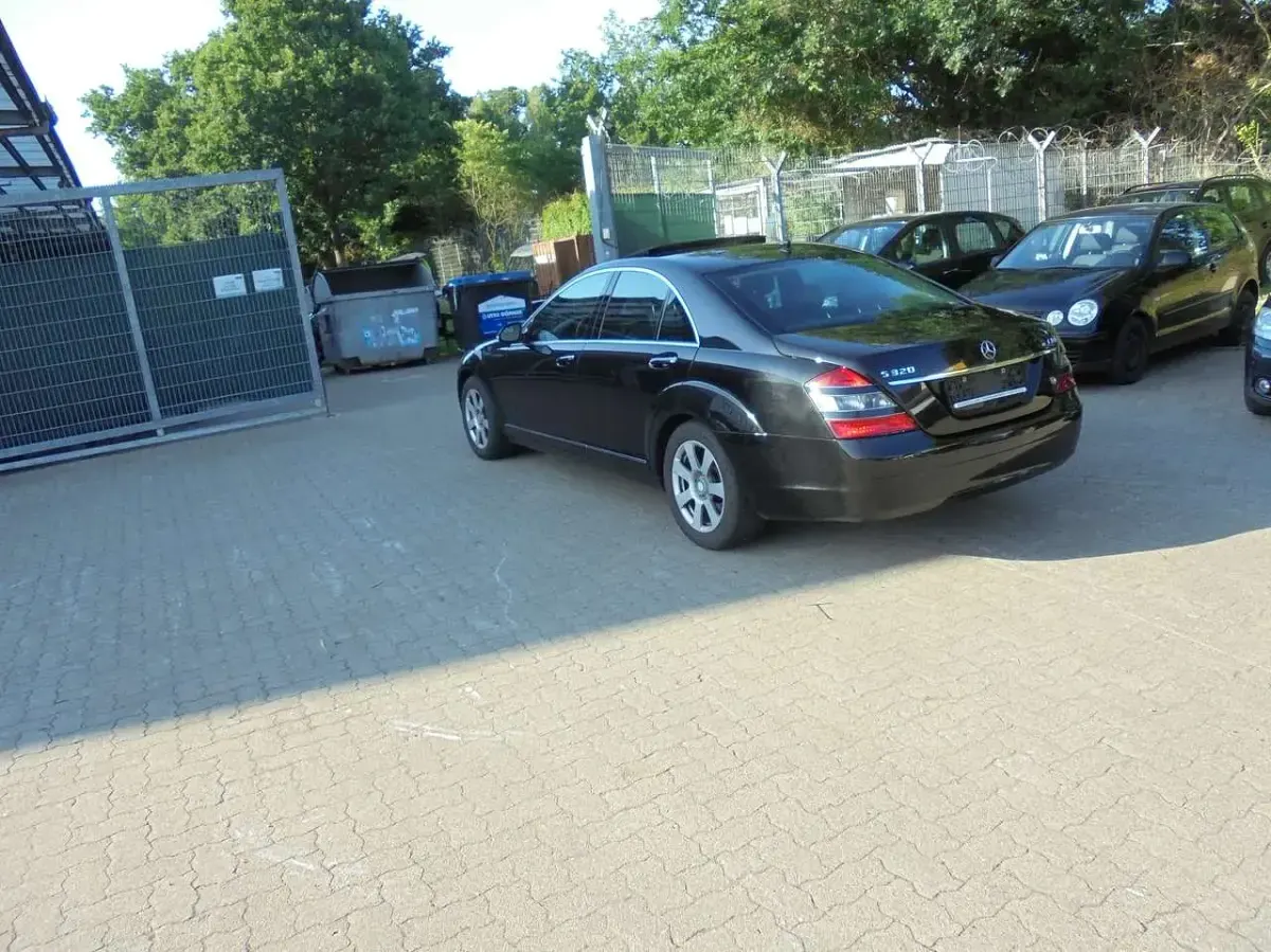Gebraucht Mercedes S320 235 PS (172 kW) 2007 Schwarz  unilack Limousine