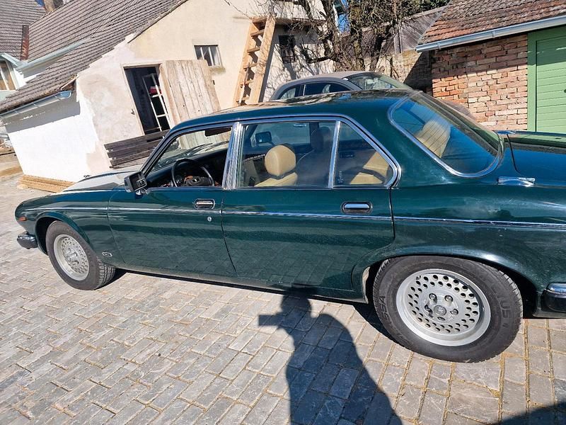 Gebraucht Jaguar XJ6 212 PS (155 kW) 1987 Grün Limousine