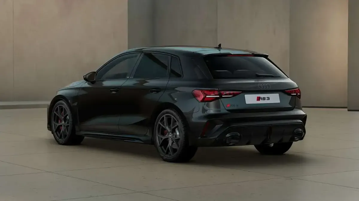 Neu Audi RS3 Sport 400 PS (294 kW) 2026 Mythosschwarz metallic Limousine