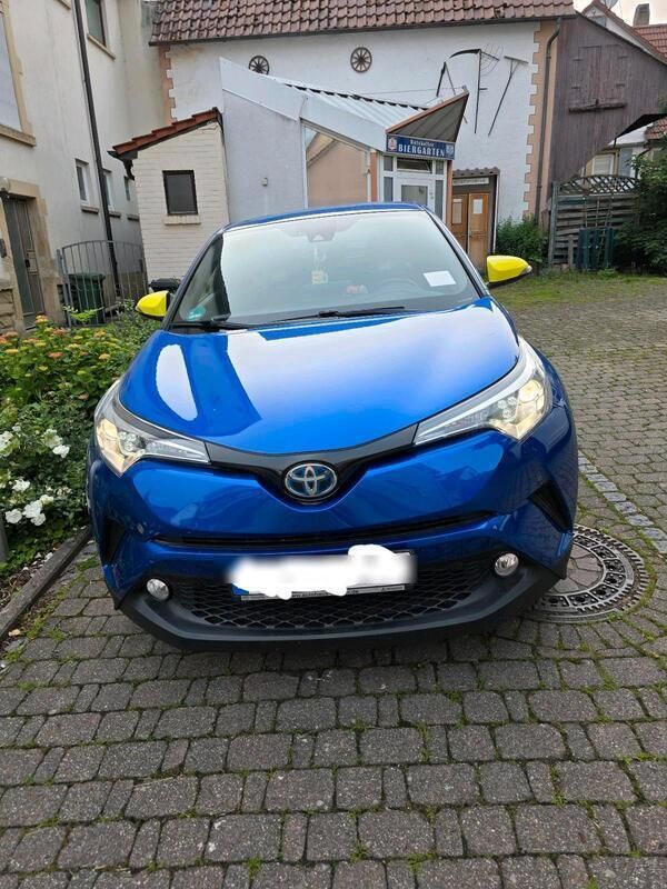 Blau Gebraucht 2018 Toyota C-HR SUV | 17.800 € (Fairer Preis) - Bild 1/4