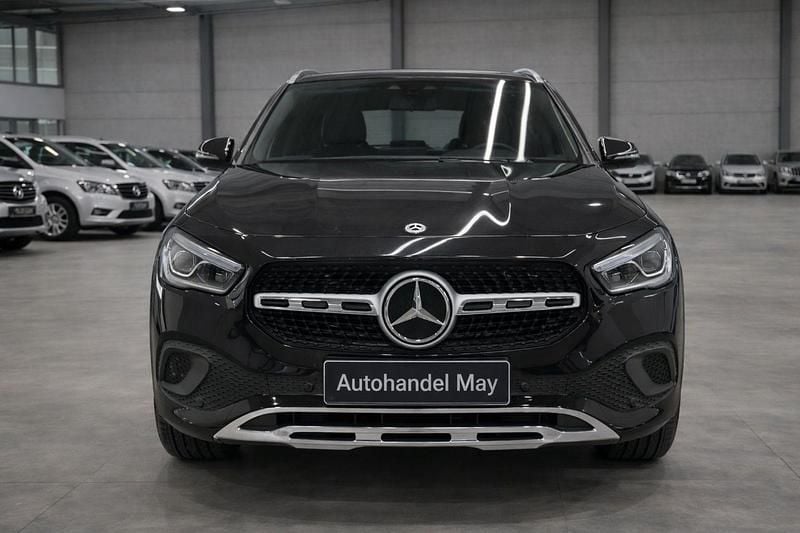 Gebraucht Mercedes GLA200 163 PS (119 kW) 2022 Schwarz SUV