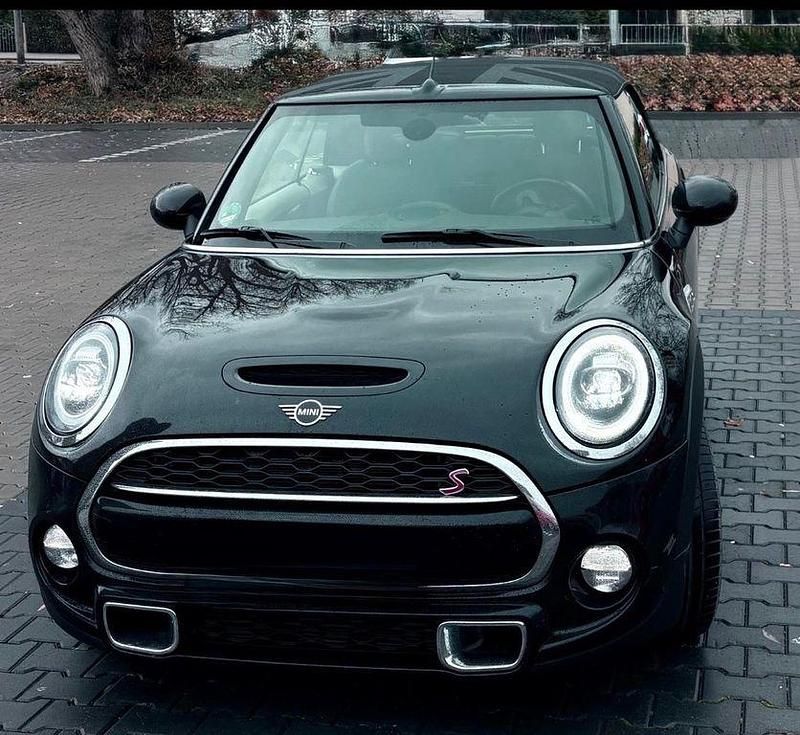 Gebraucht Mini Cooper S 192 PS (141 kW) 2018 Schwarz Kleinwagen