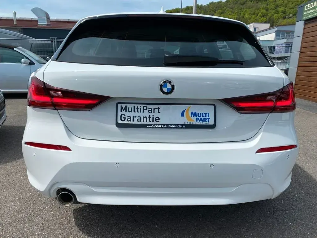 Gebraucht BMW 118 Advantage 136 PS (100 kW) 2020 Alpinweiss iii Kleinwagen