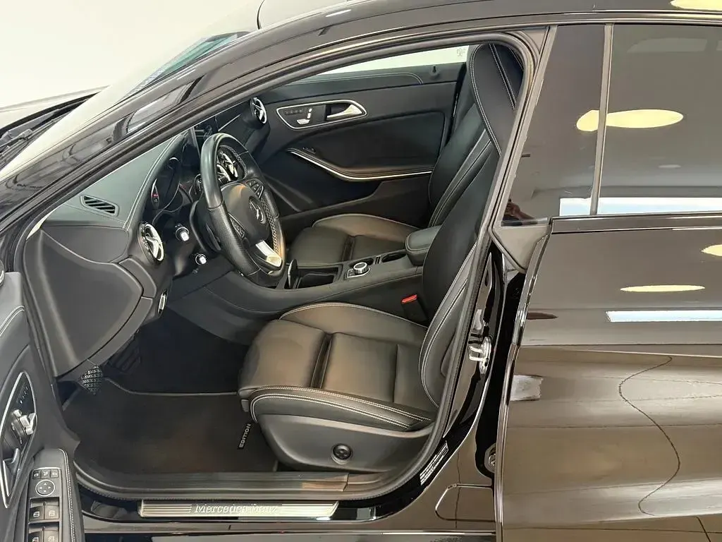 Gebraucht Mercedes CLA250e Shooting Brake AMG 211 PS (155 kW) 2018 Schwarz Kombi