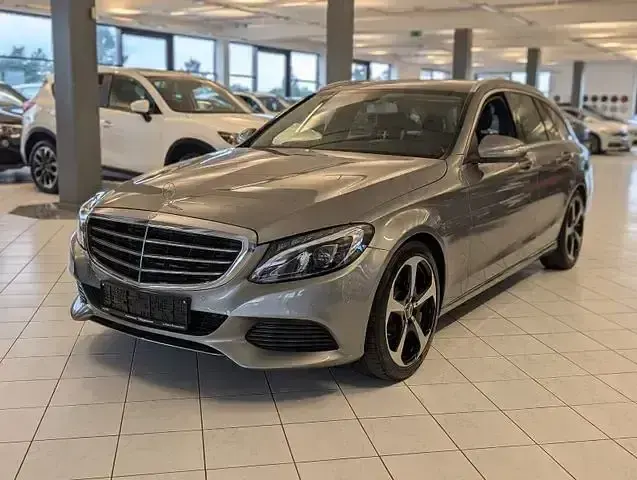 Gebraucht Mercedes C200 136 PS (100 kW) 2015 Andere Limousine