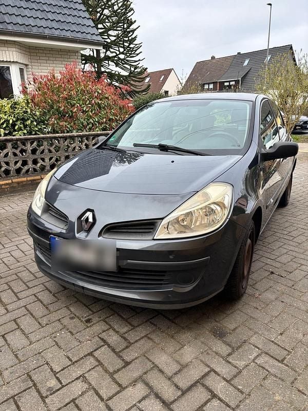 Second-hand Renault Clio II 2006 Albastru Hatchback