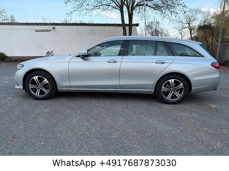 Gebraucht Mercedes E220 Avantgarde 194 PS (142 kW) 2019 Silber Limousine