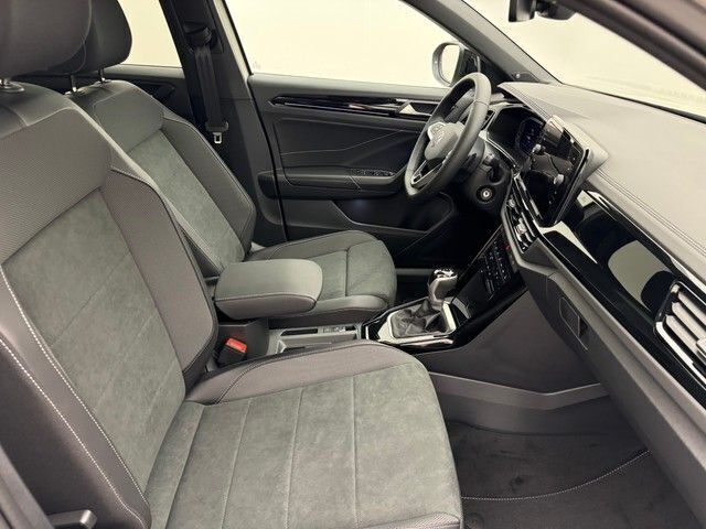 Gebraucht VW T-Roc R-line 150 PS (110 kW) 2024 Ascotgrau SUV
