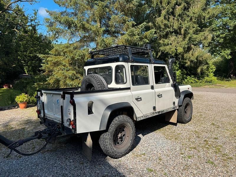 Gebraucht Land Rover Defender 122 PS (89 kW) 2009 Weiß SUV