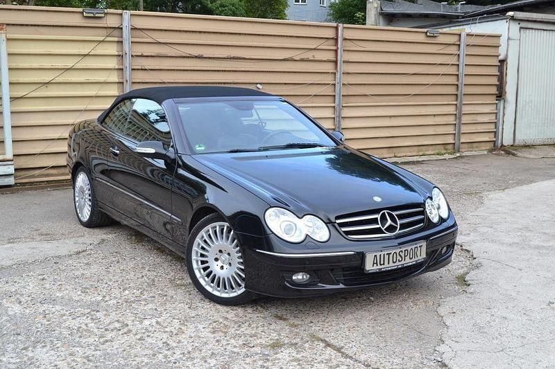 Gebraucht Mercedes CLK200 Avantgarde 184 PS (135 kW) 2007 Schwarz Cabrio