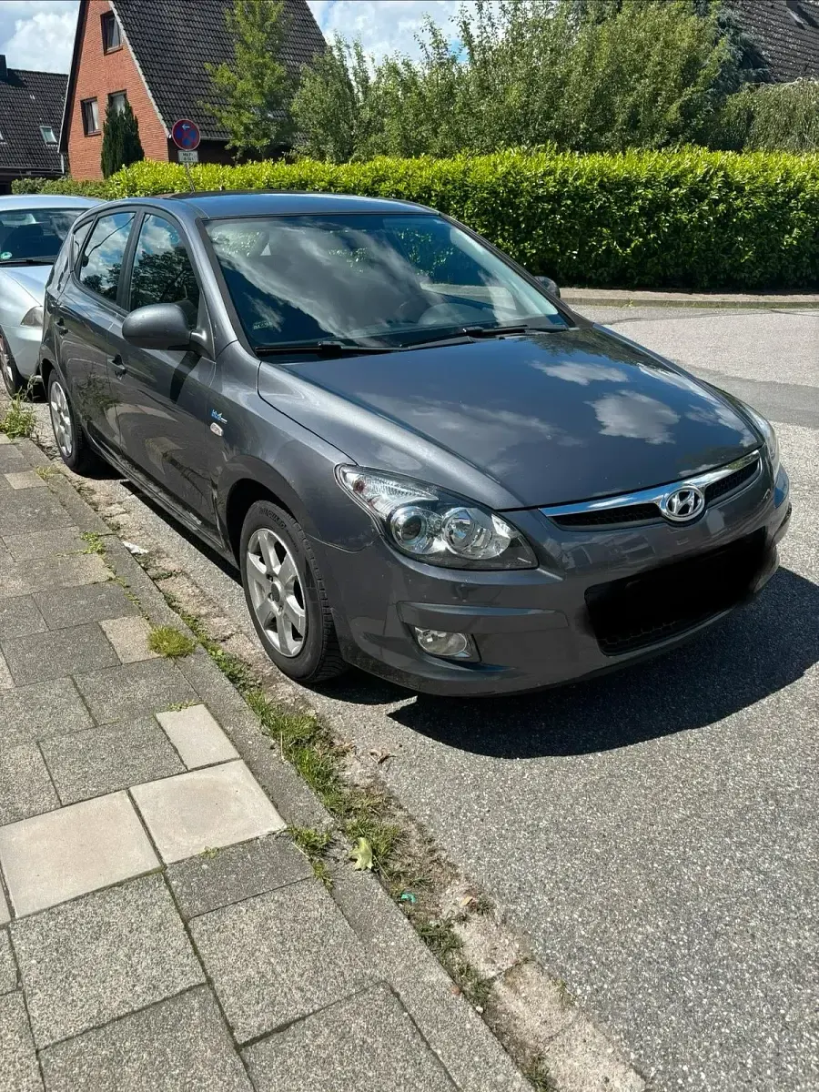 Gebraucht Hyundai i30 109 PS (80 kW) 2013 Limousine