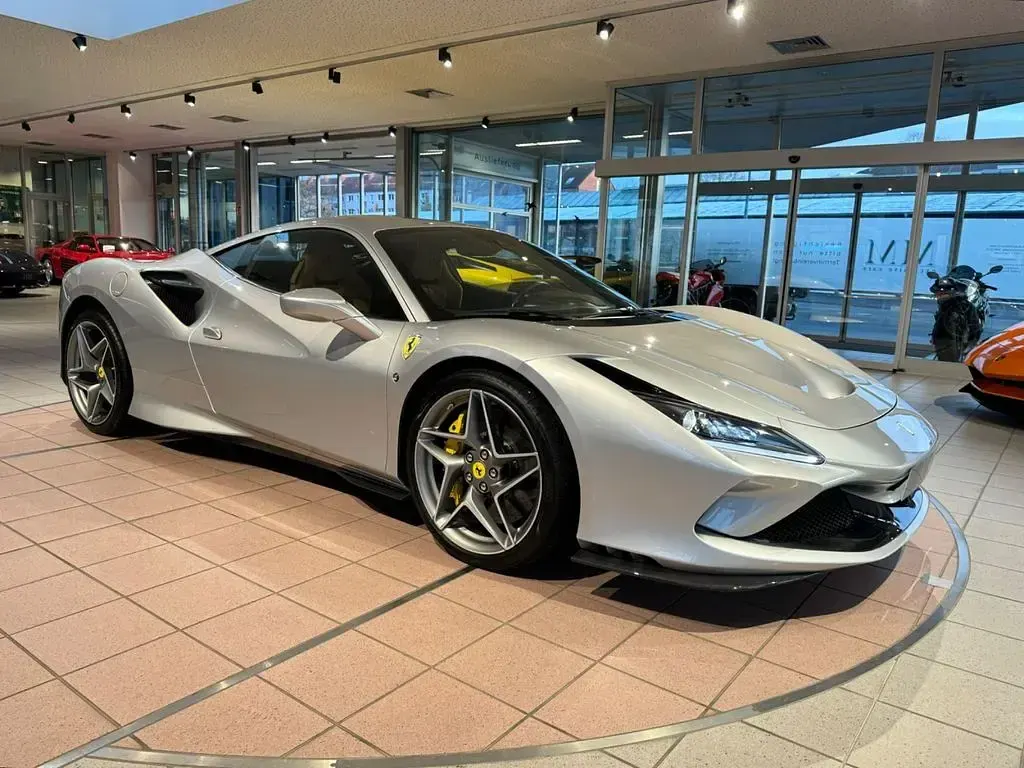 Gebraucht Ferrari F8 721 PS (530 kW) 2021 Argento nürburgring Coupé