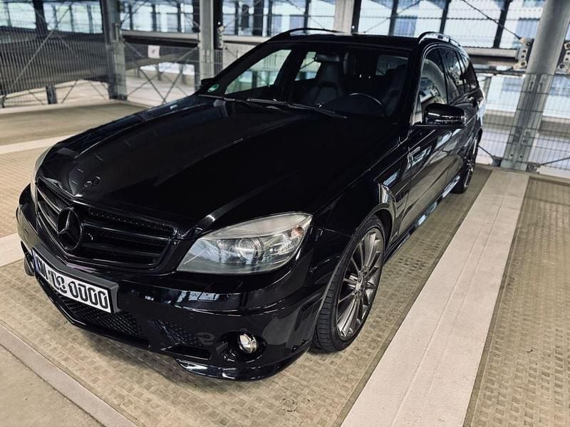 Schwarz Gebraucht 2010 Mercedes C63 AMG AMG Kombi | 27.900 € (Superpreis) - Bild 1/4