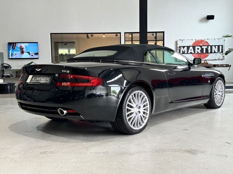Gebraucht Aston Martin DB9 476 PS (350 kW) 2010 Schwarz Cabrio