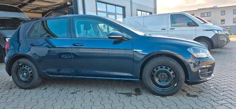 Gebraucht VW Golf VII Cup 86 PS (63 kW) 2015 Blau Limousine