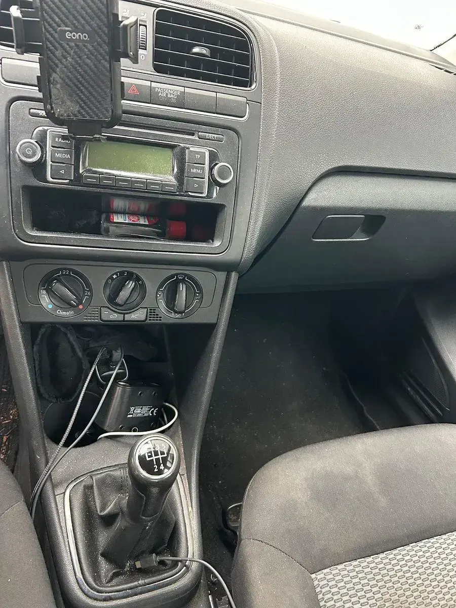 Brugt VW Polo Trendline 60 HK (44 kW) 2010 Sort Hatchback