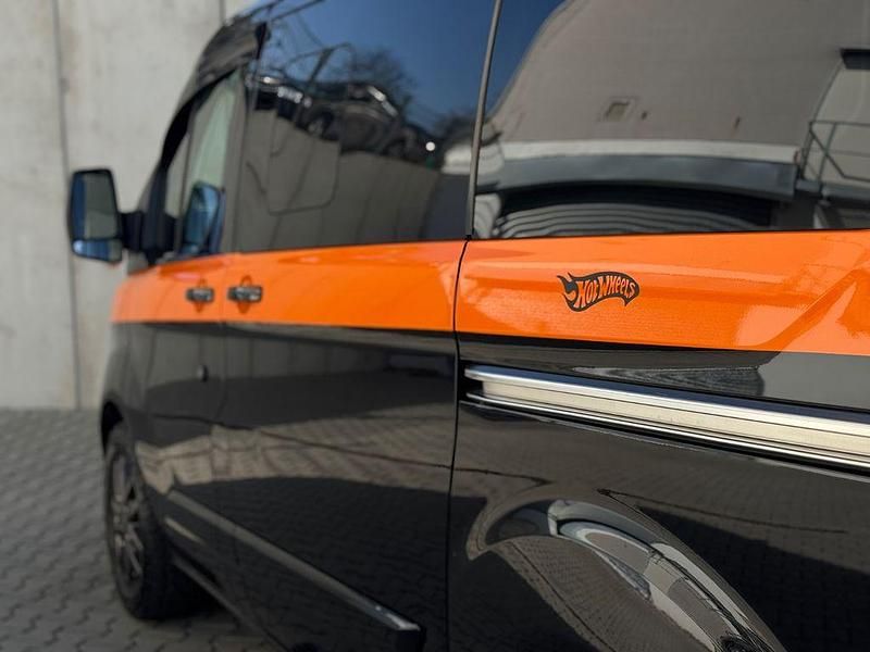 Gebraucht Ford Tourneo 170 PS (125 kW) 2016 Schwarz Van / Kleinbus