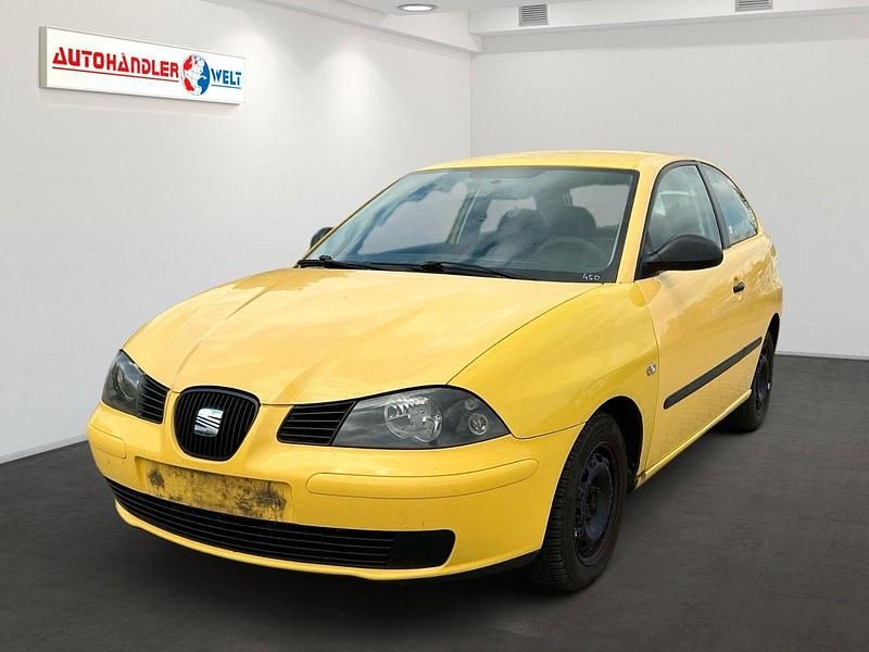 Gelb Gebraucht 2004 Seat Ibiza Reference Kleinwagen | 799 € (Superpreis) - Bild 1/3