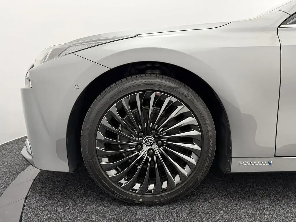 Gebraucht Toyota Mirai 182 PS (133 kW) 2021 Grau Limousine