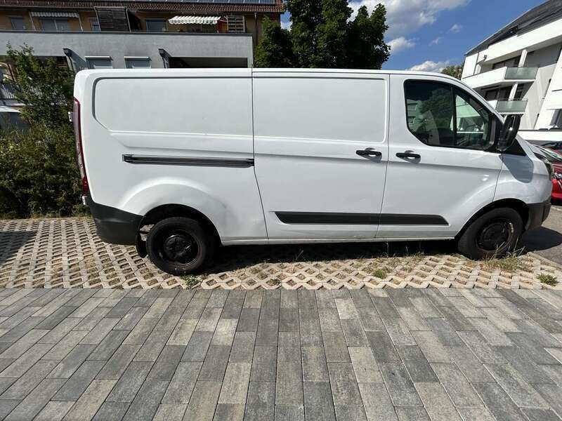 Weiß Gebraucht 2016 Ford Transit Custom Van | 6.500 € - Bild 1/3