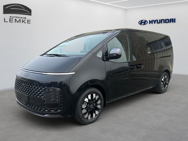 Abyss black metallic Neu 2025 Hyundai Staria Signature Van | 55.490 € - Bild 1/4