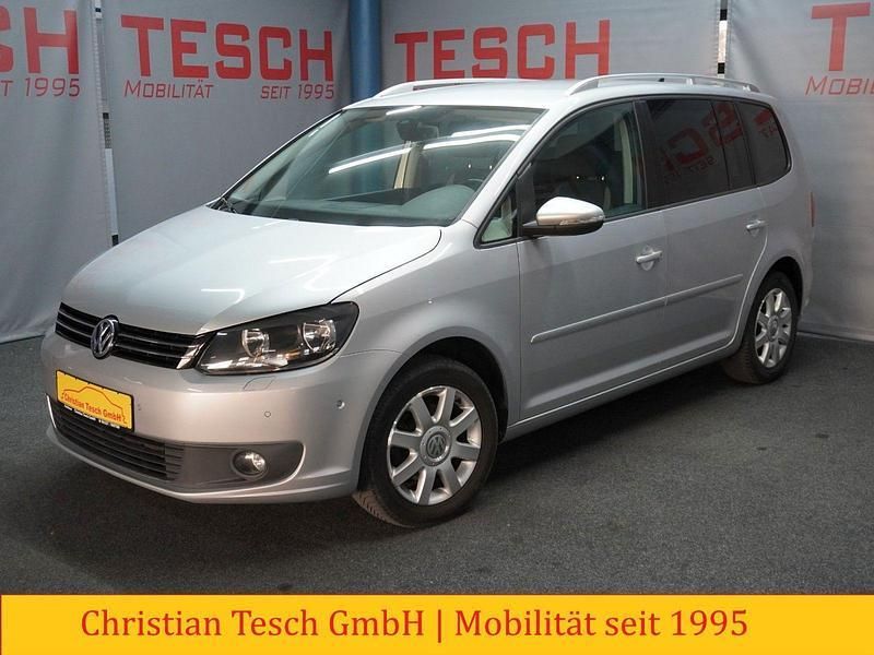 Silber Gebraucht 2013 VW Touran Life Van / Kleinbus | 10.890 € (Fairer Preis) - Bild 1/3