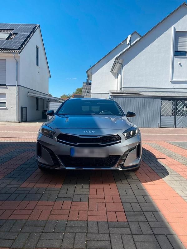 Silber Gebraucht 2024 Kia XCeed GT-Line SUV | 29.500 € - Bild 1/4