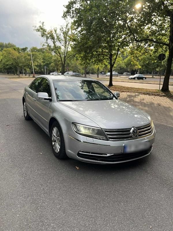 Second-hand VW Phaeton 250 CP (183 kW) 2012 Argintiu Berlinǎ