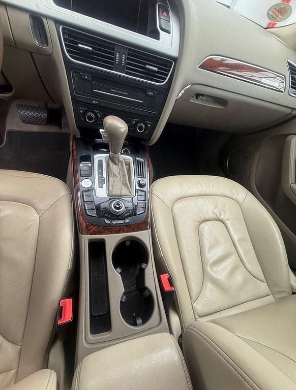 Gebraucht Audi A4 S-Line 211 PS (155 kW) 2012 Weiß Limousine