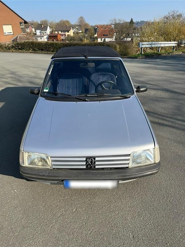 Gebraucht Peugeot 205 60 PS (44 kW) 1993 Silber Cabrio