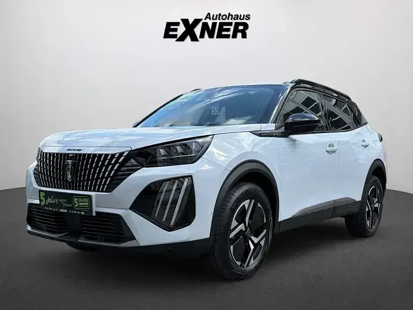 Gebraucht Peugeot 2008 GT 131 PS (96 kW) 2023 Weiß / dach schwarz SUV