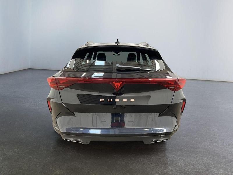 Neu Cupra Formentor 150 PS (110 kW) 2026 Blau SUV