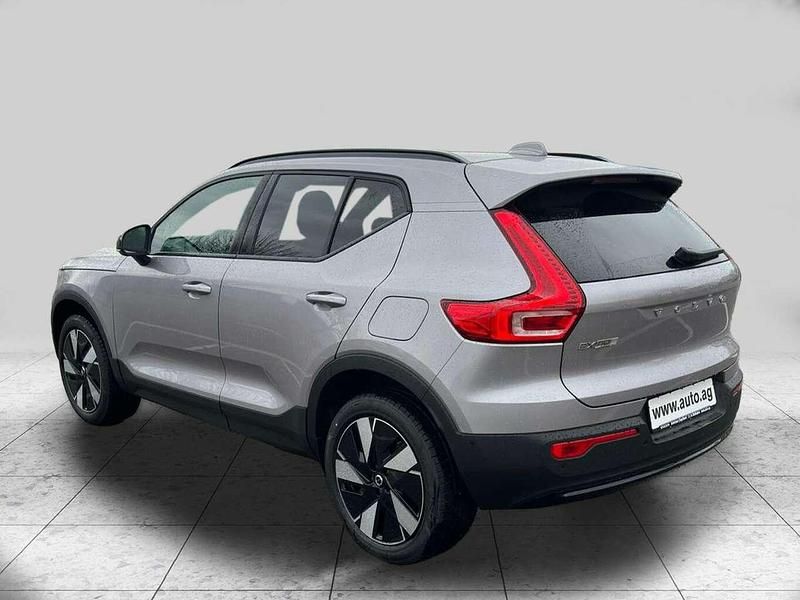 Neu Volvo EX40 Plus 185 kW (252 PS) 2026 Aurora silver / metallic SUV