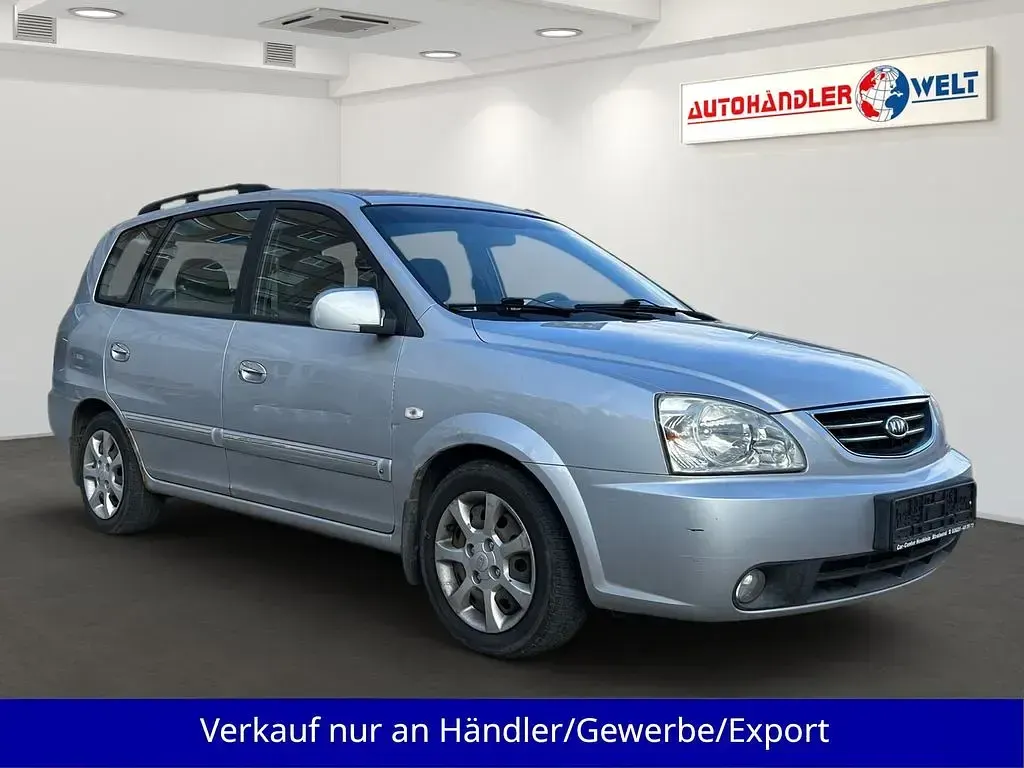 Gebraucht Kia Carens 139 PS (102 kW) 2006 Silber Van / Kleinbus