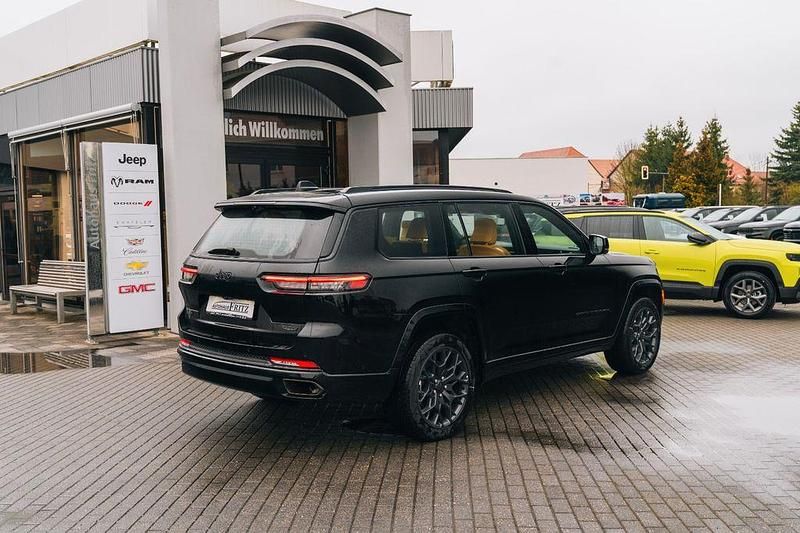 Neu Jeep Cherokee 296 PS (217 kW) 2026 Schwarz SUV