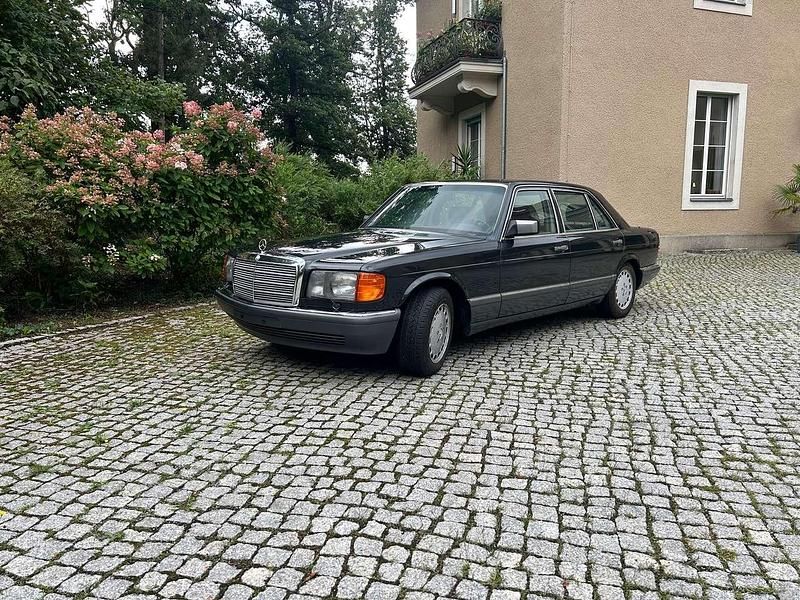 Schwarz Gebraucht 1989 Mercedes S500 Limousine | 21.900 € - Bild 1/4