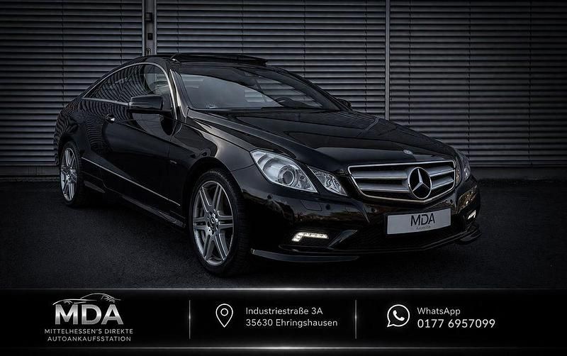 Gebraucht Mercedes E250 AMG line 204 PS (150 kW) 2010 Schwarz Coupé